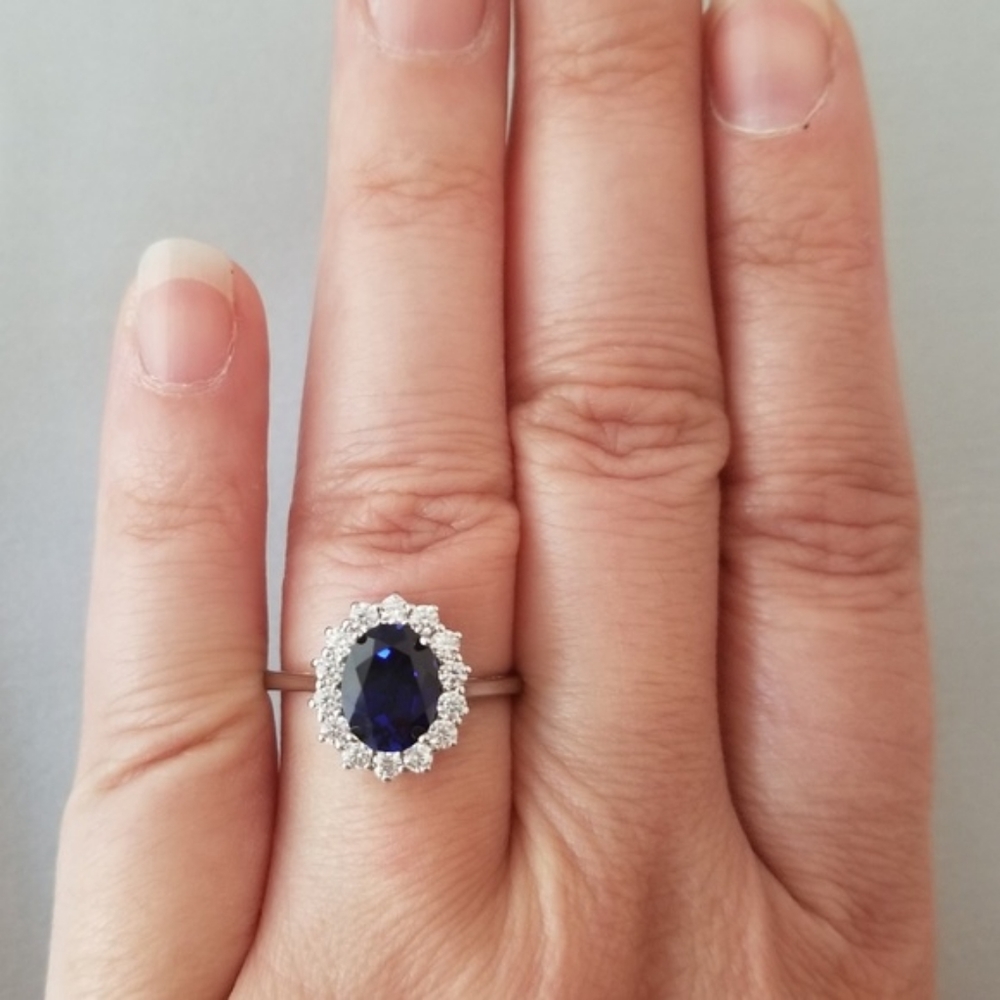 That Sapphire Ring - Picture 8 of 8